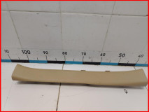 Накладка порога передняя правая Kia Carnival 3 оригинал 2014-2021 (85881A9000)