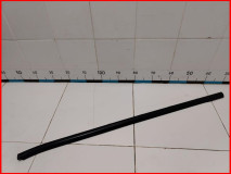 Накладка стекла заднего левого Kia Carnival 3 оригинал 2014-2021 (83210A9000)