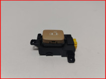 Кнопка открывания сдвижной двери правая Kia Carnival 3 оригинал 2014-2021 (93540A9000DAA)