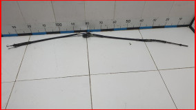 Трос стояночного тормоза центральный Kia Carnival 3 оригинал 2014-2021 (59750A9000)