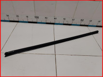 Накладка стекла заднего правого внутренняя Kia Carnival 3 оригинал 2014-2021 (83231A9000)