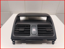 Накладка на торпедо центральная Suzuki SX4 I оригинал 2006-2009 (73820-79J00-S1S)