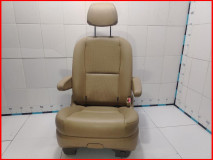 Сиденье правое второго ряда Kia Carnival 3 оригинал 2014-2021 (89002A9611DMB)