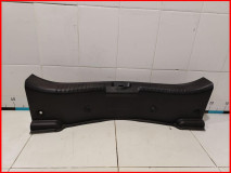 Обшивка багажника на заднюю панель Ford Mondeo 4 седан 2010-2014 оригинал (1498302)