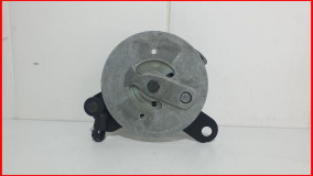 Ограничитель двери нижней Land Rover Discovery 3 2004-2009 оригинал (BHF780040)