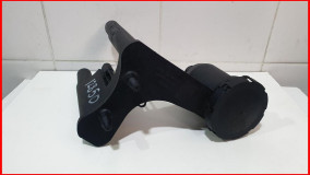 Сапун Land Rover Discovery 3 2004-2009 2.7TD оригинал (4R8Q6A785AE)