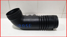 Патрубок воздушного фильтра Volkswagen Tiguan 2 czda 1.4 2016-2020 оригинал (04E129651C)