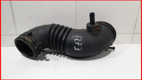 Патрубок воздушного фильтра Hyundai Solaris 1 2010-2014 оригинал (281381R000)