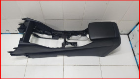 Консоль центральная Hyundai Tucson 4 NX4 оригинал 2020-2025 (84610N7210NNB)