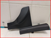 Накладка порога внутренняя задняя правая Hyundai Tucson 4 NX4 оригинал 2020-2025 (85885N7000NNB)