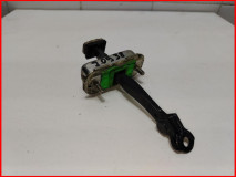 Ограничитель двери передней левой Kia Optima 4 JF оригинал 2016-2020 (79380D4000)