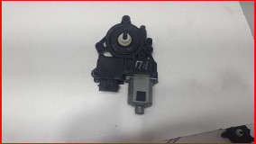 Моторчик стеклоподъемника передний левый Kia Cerato 4 оригинал 2018-2022 (82450M6010)